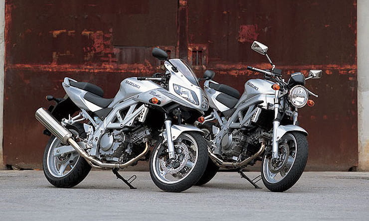 Read BikeSocial's review & buying guide of the Suzuki SV650/S (2004-2014). The pros, cons, specs and more so you have the information you need.